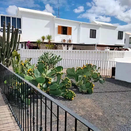 Apartment Luz De Faro Playa Honda (Lanzarote)